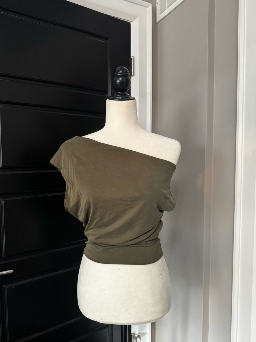 Garage one shoulder top